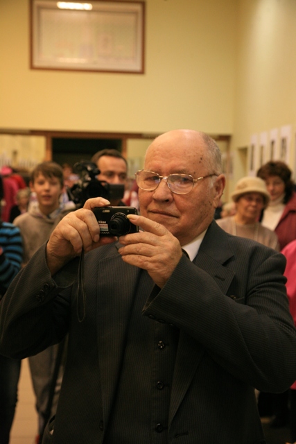 Открытие выставки в Рахвамая в 2011 г. Фото Л, Грушиной.